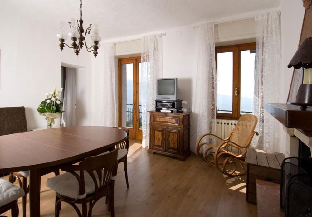 Appartamenti San Pietro - Hotel Gallo Tignale Eksteriør bilde