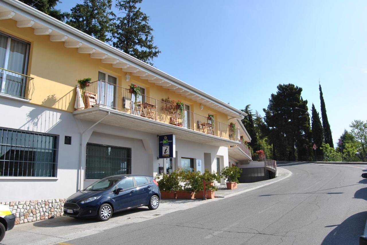 Appartamenti San Pietro - Hotel Gallo Tignale Eksteriør bilde
