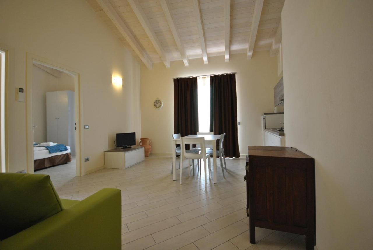Appartamenti San Pietro - Hotel Gallo Tignale Eksteriør bilde